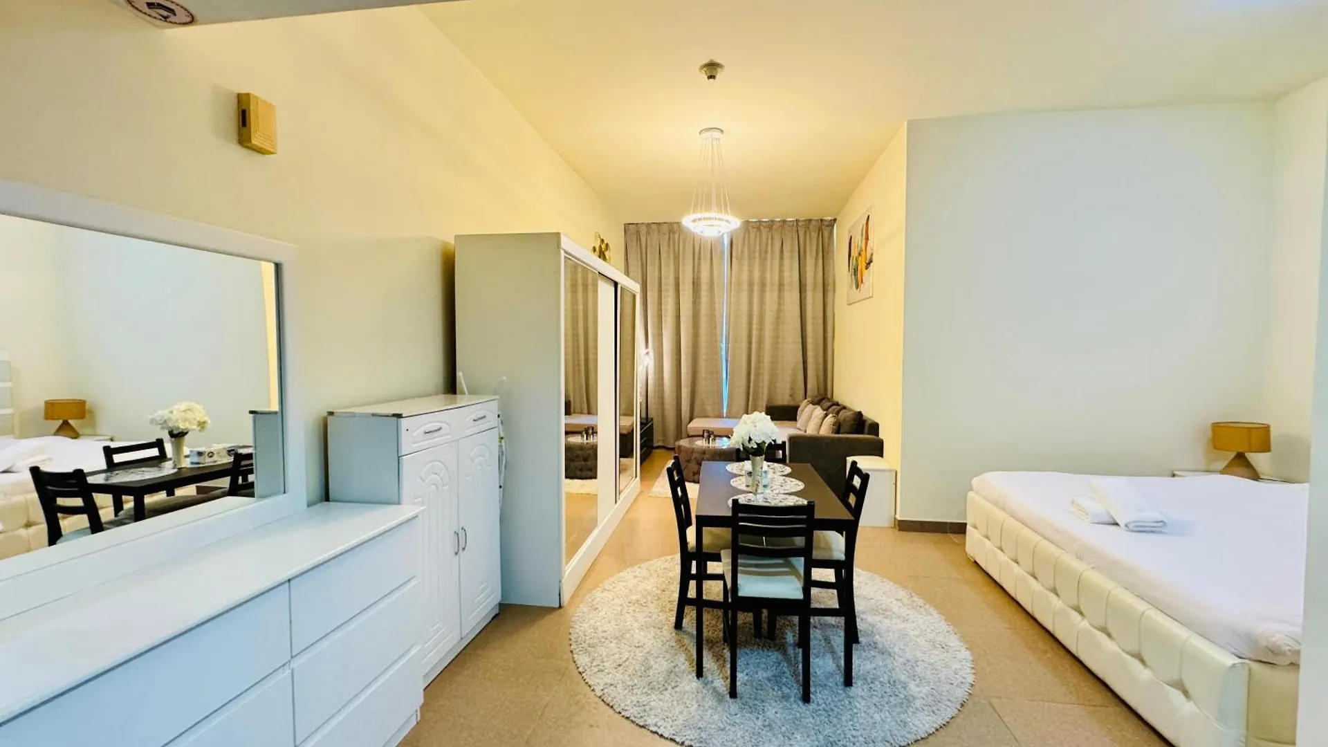 Hm1210 Premium Furnished Studio In Business Bay Dubai 0*,